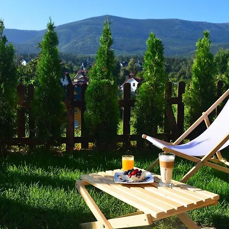 Bed and breakfast Dom Górski 3*