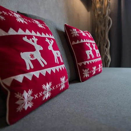 Bed and breakfast Dom Górski 3*