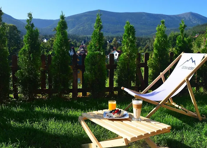 Bed and breakfast Dom Górski 3*